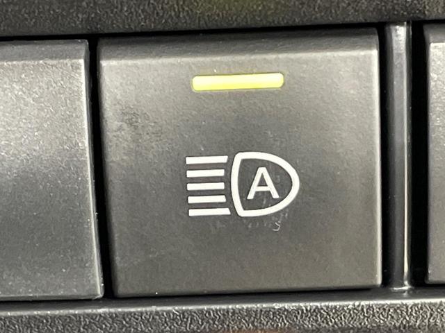 ヴォクシー ハイブリッドＳ－Ｚ　ＧＲエアロ　両側電動ドア　純正１０．５型ナビ　後席モニター　全周囲カメラ　衝突軽減装置　快適パッケージ　トヨタチームメイト　レーダークルーズ　禁煙車　電動リアゲート　ハーフレザーシート　ドラレコ（73枚目）