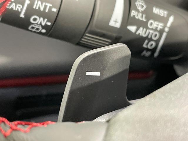 ヴェゼル ｅ：ＨＥＶ　ＲＳ　登録済未使用車　メーカー９型ナビ　全周囲カメラ　衝突軽減装置　電動リアゲート　ハーフレザーシート　コーナーセンサー　スマートキー　ＬＥＤヘッド　ＥＴＣ２．０　純正１８インチアルミ　オートハイビーム（36枚目）