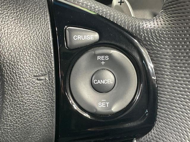 �y�N���[�Y�R���g���[���z�������H�����N���N���s�B�A�N�Z���𗣂��Ă���葬�x�ő��s���ł��A�������^�]���̕��S���y���I�����E�������ȒP�ȃX�C�b�`����Œ����ł��܂��B