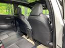後部座席も気になるようなキズ・汚れやへたり等、大きなダメージはなく、良好な状態です。