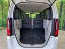 後席を格納すると、これだけの広さが！シーンに合わせたシートアレンジで、大きな荷物も積むことが出来ます♪