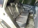 後部座席も気になるようなキズ・汚れやへたり等、大きなダメージはなく、良好な状態です。