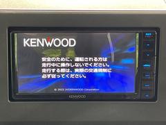 �ڥʥӥ�����������Ū�ϤޤǤ��ä�����⤷�Ƥ����Ȥ��䤹���ʥӡ��£�������������³����Ф������Υ��ޥۤ�ͣУ��ץ쥤�䡼�β��ڤ������ǽ�������α�ž������˳ڤ����ʤ�ޤ����� 4