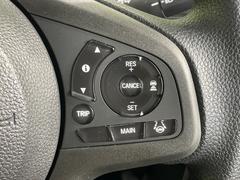 �ڥ����ץƥ��֥��롼������ȥ�����۹�®ƻϩ�Ǥ�Ĺ��Υ���Ԥ��ڤˡ�����ư��®�٤��ݤĥ��롼������ȥ����뤬�����ͷڸ������ƥ��Ϣ�Ȥ��������μ�ξ���Τ��Ƽִ֤��ݤĤ褦��®��Ĵ�ᤷ�Ƥ���ޤ����� 3