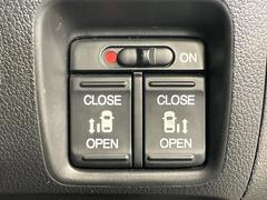 ��ξ¦�ѥ���饤�ɥɥ��ۥ��ޡ��ȥ����䱿ž�ʤΥ����å��Ǹ���ξ¦���饤�ɥɥ��γ��Ĥ���ǽ����ư�������Ϥ�����ƥɥ��򳫤���ɬ�פ�̵���������ʤ����ͤǤ��ñ�˳����Ĥ�Ǥ���Ŭ�Ǥ��� 3