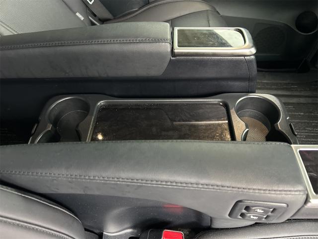 アルファード ２．５Ｓ　Ｃパッケージ　ドライブレコーダー　ＥＴＣ　バックカメラ　ナビ　ＴＶ　クリアランスソナー　オートクルーズコントロール　レーンアシスト　衝突被害軽減システム　両側電動スライドドア　オートマチックハイビーム　オートライト（38枚目）