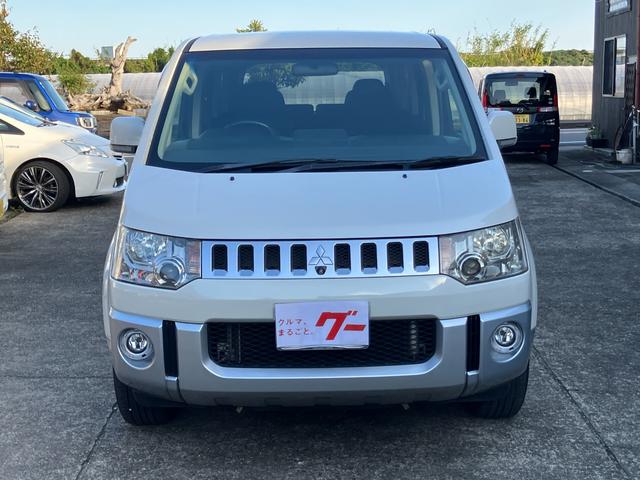 デリカD:5 ナビコレクション M ETC バックカメラ ナビ 両側スライド・片側電動 HID スマートキー 電動格納ミラー 3列シート CVT アルミホイール CD DVD再生 USB 盗難防止システム 衝突安全ボディ ABS ESC(18枚目)