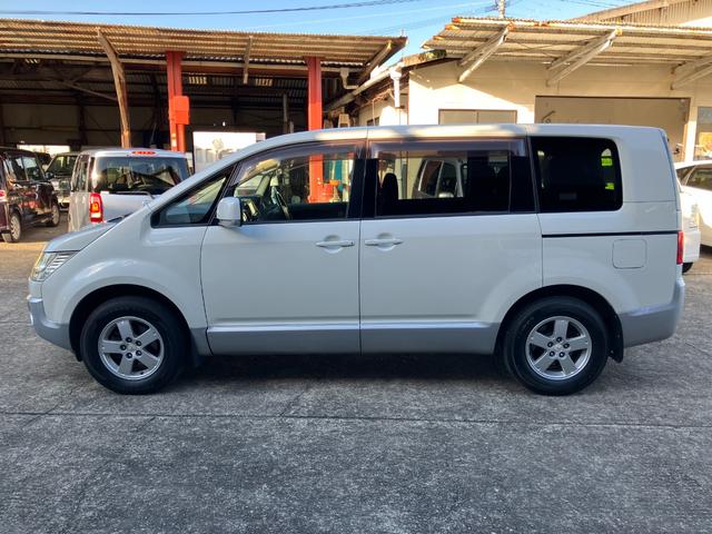 デリカD:5 ナビコレクション M ETC バックカメラ ナビ 両側スライド・片側電動 HID スマートキー 電動格納ミラー 3列シート CVT アルミホイール CD DVD再生 USB 盗難防止システム 衝突安全ボディ ABS ESC(24枚目)