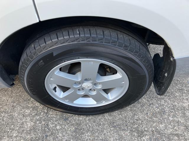 デリカD:5 ナビコレクション M ETC バックカメラ ナビ 両側スライド・片側電動 HID スマートキー 電動格納ミラー 3列シート CVT アルミホイール CD DVD再生 USB 盗難防止システム 衝突安全ボディ ABS ESC(25枚目)