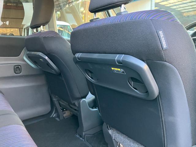 ソリオバンディット ベースグレード ETC ナビ TV 両側スライド・片側電動 オートライト HID スマートキー 電動格納ミラー CVT アルミホイール CD DVD再生 USB 盗難防止システム 衝突安全ボディ ABS ESC(39枚目)