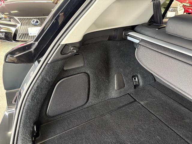 ＣＴ ＣＴ２００ｈ　バージョンＬ　バックカメラ　ナビ　クリアランスソナー　オートクルーズコントロール　アルミホイール　オートライト　ヘッドライトウォッシャー　パワーシート　革シート　スマートキー　電動格納ミラー　シートヒーター　ＣＶＴ（31枚目）