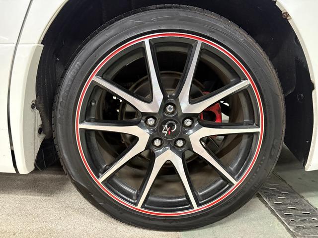 ヴェルファイア ２．４Ｚ　Ｇ’ｓ　Ｗサンルーフ・アルパインＦダウンモニター・ハーフレザーシート・専用１９インチアルミホイール・８インチナビ・ＴＶ・バックカメラ・両側電動スライドドア・オットマン・スマートキー・プッシュスタート（22枚目）