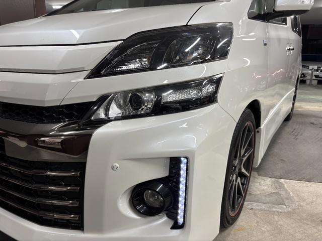 ヴェルファイア ２．４Ｚ　Ｇ’ｓ　Ｗサンルーフ・アルパインＦダウンモニター・ハーフレザーシート・専用１９インチアルミホイール・８インチナビ・ＴＶ・バックカメラ・両側電動スライドドア・オットマン・スマートキー・プッシュスタート（29枚目）
