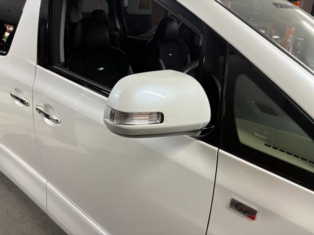 ヴェルファイア ２．４Ｚ　Ｇ’ｓ　Ｗサンルーフ・アルパインＦダウンモニター・ハーフレザーシート・専用１９インチアルミホイール・８インチナビ・ＴＶ・バックカメラ・両側電動スライドドア・オットマン・スマートキー・プッシュスタート（32枚目）