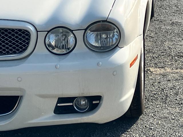 ＸＪ ＸＪ　３．０エグゼクティブ　ＥＴＣ　オートクルーズコントロール　ナビ　アルミホイール　ＡＴ　シートヒーター　キーレスエントリー　盗難防止システム　パワーシート　革シート　ＣＤ　ＡＢＳ（26枚目）
