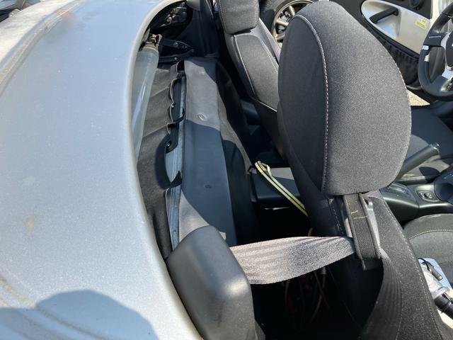 バルケッタ 　ディーラー車　左ハンドル　前期最終型　５速マニュアル　幌　ＨＩＤヘッドライト　新品コニショック　タイミングベルト交換済み　サーモスタット新品交換（52枚目）