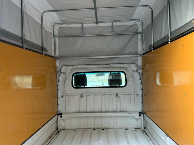 キャリイトラック KCエアコン・パワステ 4wd ホロ付き 幌 5速mt(14枚目)