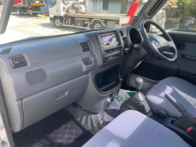 ハイゼットトラック 　４ＷＤ　ＭＴ　アルミホイール　エアコン　パワーウィンドウ　運転席エアバッグ　助手席エアバッグ　ＣＤ　ＭＤ（10枚目）