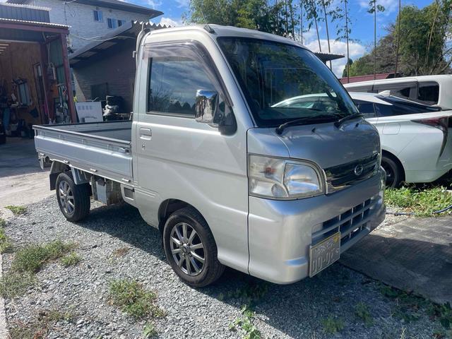 ハイゼットトラック 　４ＷＤ　ＭＴ　アルミホイール　エアコン　パワーウィンドウ　運転席エアバッグ　助手席エアバッグ　ＣＤ　ＭＤ（14枚目）