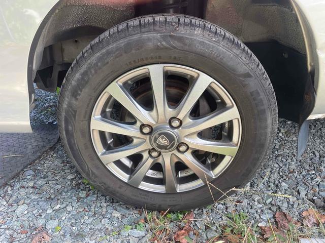ハイゼットトラック 　４ＷＤ　ＭＴ　アルミホイール　エアコン　パワーウィンドウ　運転席エアバッグ　助手席エアバッグ　ＣＤ　ＭＤ（20枚目）