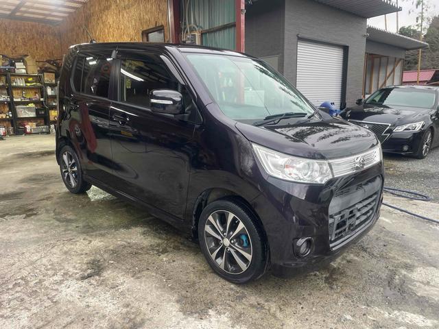 ワゴンＲスティングレー Ｔ　ナビ　ＴＶ　オートライト　ＨＩＤ　スマートキー　アイドリングストップ　電動格納ミラー　ベンチシート　ＣＶＴ　盗難防止システム　ＡＢＳ　ＣＤ　ＵＳＢ　アルミホイール　衝突安全ボディ　エアコン（15枚目）