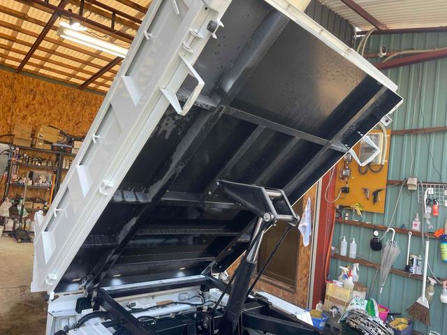 キャリイトラック 　４ＷＤ　ダンプ　ＣＶＴ　ＥＴＣ　エアコン　パワーステアリング　パワーウィンドウ　運転席エアバッグ（6枚目）