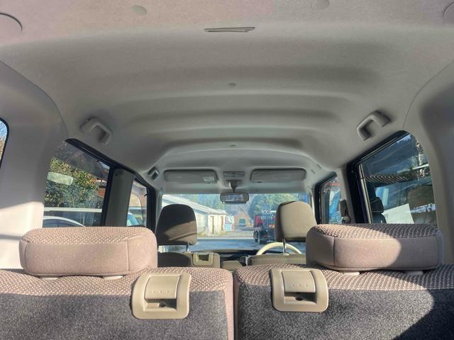 タント Ｌ　ＳＡＩＩＩ　４ＷＤ　両側スライドドア　クリアランスソナー　衝突被害軽減システム　オートマチックハイビーム　キーレスエントリー　アイドリングストップ　電動格納ミラー　シートヒーター　ベンチシート　ＣＶＴ（10枚目）