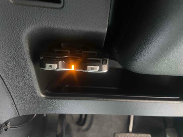 N-BOXカスタム G SSパッケージ ETC バックカメラ 両側電動スライドドア ナビ TV 衝突被害軽減システム HID スマートキー アイドリングストップ 電動格納ミラー ベンチシート CVT 盗難防止システム ABS ESC CD(7枚目)