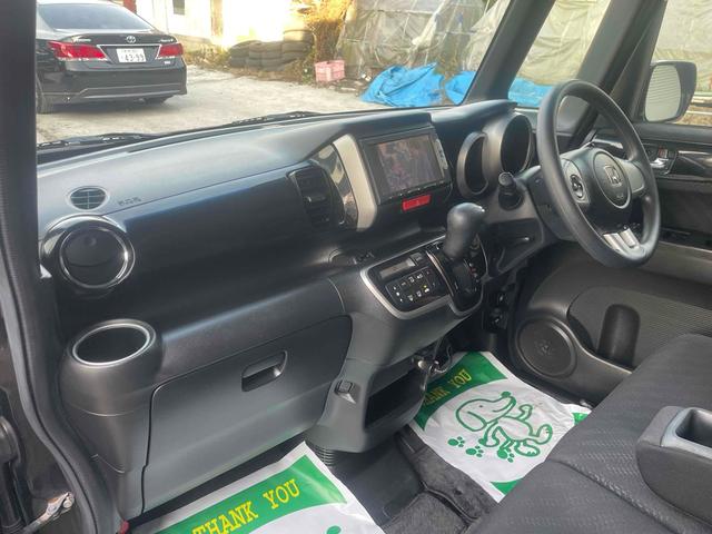 N-BOXカスタム G SSパッケージ ETC バックカメラ 両側電動スライドドア ナビ TV 衝突被害軽減システム HID スマートキー アイドリングストップ 電動格納ミラー ベンチシート CVT 盗難防止システム ABS ESC CD(13枚目)