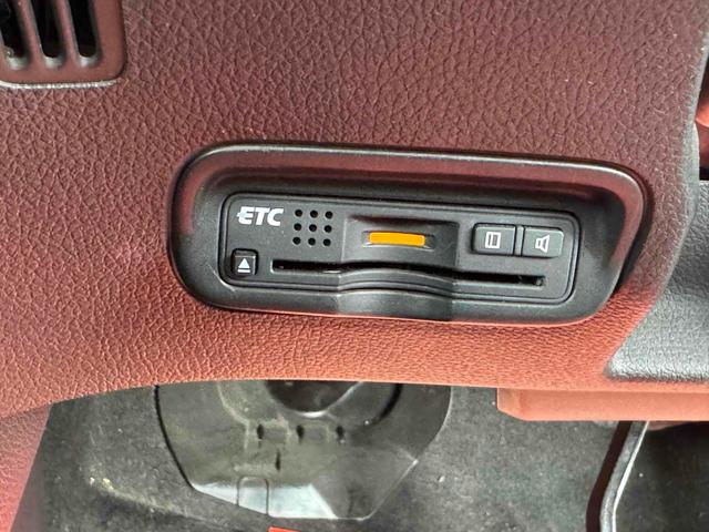 ヴェゼル ハイブリッドX ETC バックカメラ オートクルーズコントロール 衝突被害軽減システム ナビ フルセグテレビ LEDヘッドランプ HDMI Bluetoothオーディオ アルミホイール スマートキー 衝突安全ボディ(25枚目)