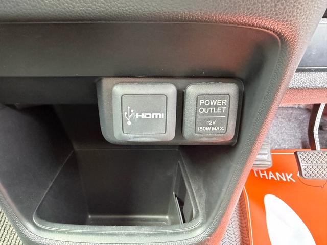 Ｎ－ＯＮＥ プレミアム・Ｌパッケージ　純正ＣＤオーディオ　バックカメラ　Ｂｌｕｅｔｏｏｔｈ　フォグランプ　ＨＩＤヘッドライト　オートライト　ＨＤＭＩ　スマートキー　純正アルミホイール　ツートンカラー　車検整備付２年　ボディコーティング付（23枚目）