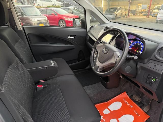 ムーヴ カスタム　Ｘリミテッド　後期型　ナビ　テレビ　バックカメラ　ＣＤ再生　フォグランプ　アイドリングストップ　スマートアシスト　オートライト　ＥＴＣ　スマートキー　純正アルミホイール　車検整備付２年　ボディコーティング付　ＡＢＳ（9枚目）