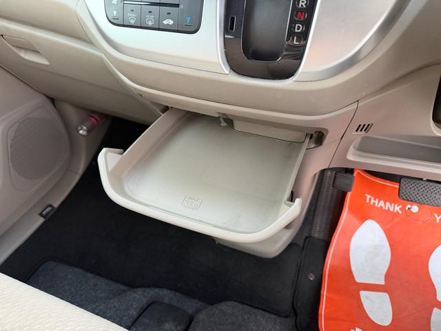 N-WGN G・Aパッケージ ETC 前後ドライブレコーダー 純正CDオーディオ HIDヘッドライト スマートキー オートライト 社外アルミホイール スペアキー付き ボディコーティング付き Wエアバック ABS(20枚目)