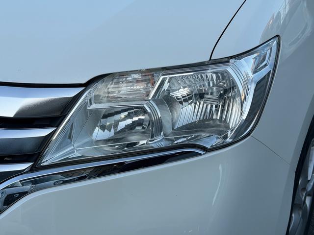 セレナ ハイウェイスター　Ｖセレクション　後席モニター　ナビ　フルセグＴＶ　バックカメラ　Ｂｌｕｅｔｏｏｔｈオーディオ　クルーズコントロール　両側電動スライドドア　ＥＴＣ　オートライト　フォグランプ　ＨＩＤ　アイドリングストップ　スマートキー（33枚目）