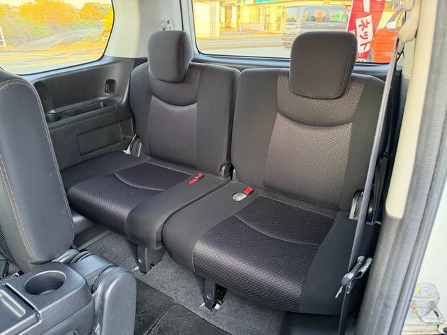 セレナ ハイウェイスター　Ｖセレクション　後席モニター　ナビ　フルセグＴＶ　バックカメラ　Ｂｌｕｅｔｏｏｔｈオーディオ　クルーズコントロール　両側電動スライドドア　ＥＴＣ　オートライト　フォグランプ　ＨＩＤ　アイドリングストップ　スマートキー（40枚目）