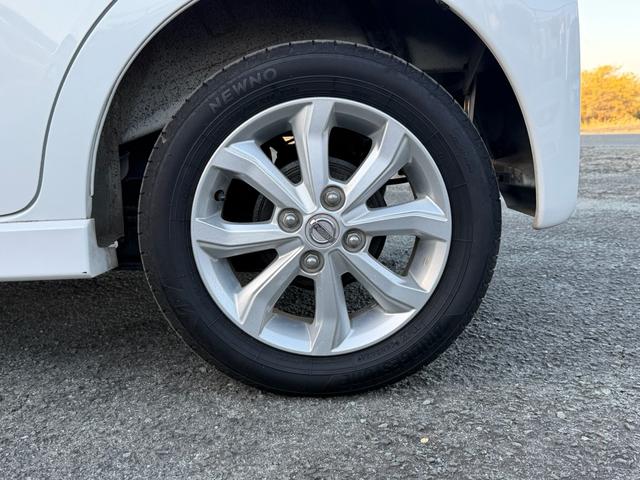 デイズ ハイウェイスター　Ｘ　後期型　オートハイビーム　エマージェンシーブレーキ　アラウンドビューモニター　ボディコーティング施工　バックカメラ　オートライト　アイドリングストップ　スマートキー　純正ＣＤオーディオ　純正アルミ（30枚目）