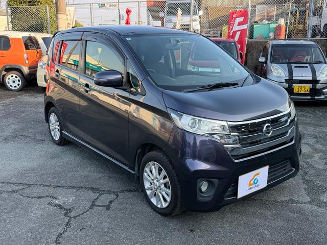 デイズ ハイウェイスター　Ｊ　ナビ　フルセグテレビ　ＣＤ＆ＤＶＤ再生　ＥＴＣ　フォグランプ　ＨＩＤヘッドライト　ベンチシート　キーレス　純正アルミホイール　Ｗエアバック　ＡＢＳ　車検令和９年２月　ボディコーティング付　スペアキー付（3枚目）