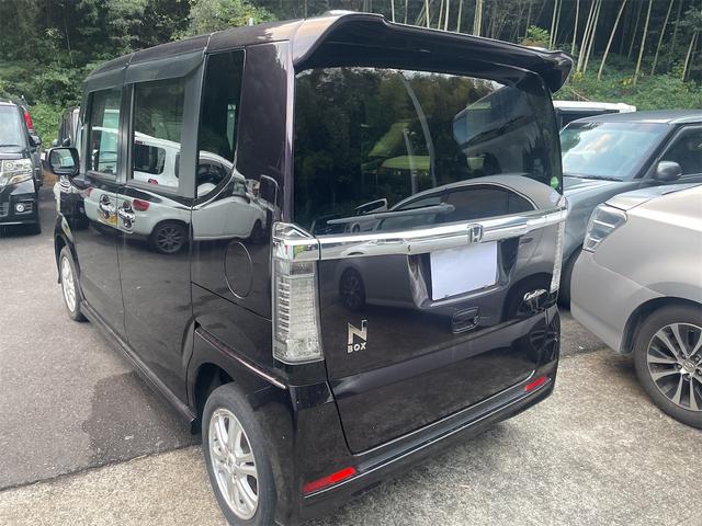 Ｎ－ＢＯＸカスタム Ｇ・Ｌパッケージ　ナビＴＶ、電動スライド、ＥＴＣ　、オートエアコン、オートライト、ＨＩＤライト、アルミホイール、室内イルミネーション（3枚目）