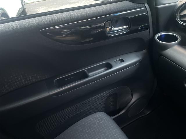 Ｎ－ＢＯＸカスタム Ｇ・Ｌパッケージ　ナビＴＶ、電動スライド、ＥＴＣ　、オートエアコン、オートライト、ＨＩＤライト、アルミホイール、室内イルミネーション（17枚目）