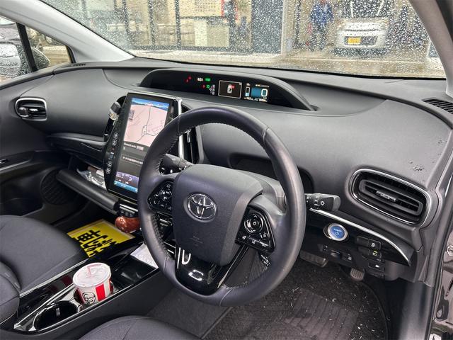 プリウスPHV Sナビパッケージ ドライブレコーダー クリアランスソナー レーンアシスト オートクルーズコントロール 衝突被害軽減システム バックカメラ ナビ TV アルミホイール オートマチックハイビーム オートライト(59枚目)