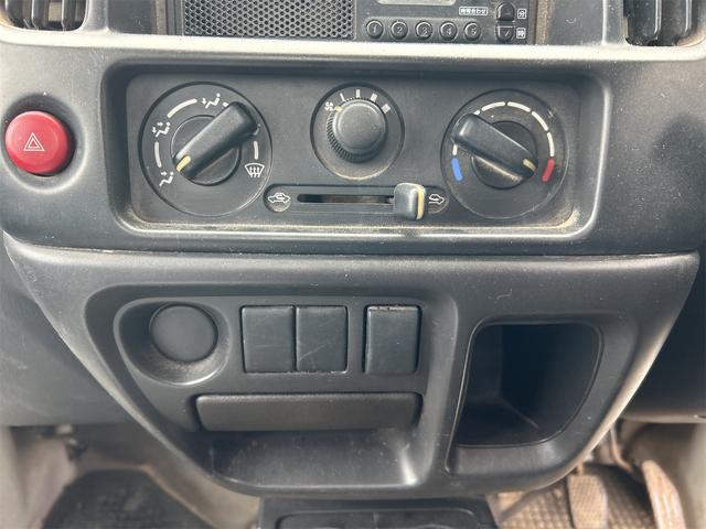 キャリイトラック ＫＵ　４ＷＤ　ＭＴ　エアコン（4枚目）