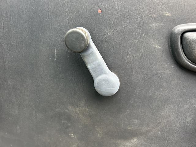 キャリイトラック ＫＵ　４ＷＤ　ＭＴ　エアコン（9枚目）