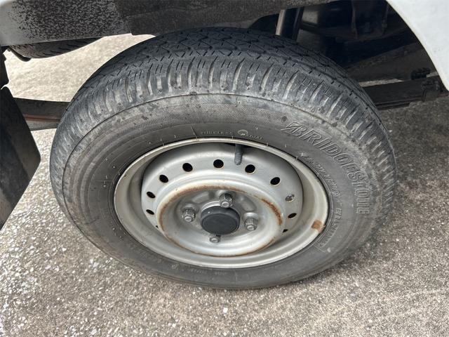 キャリイトラック ＫＵ　４ＷＤ　ＭＴ　エアコン（27枚目）