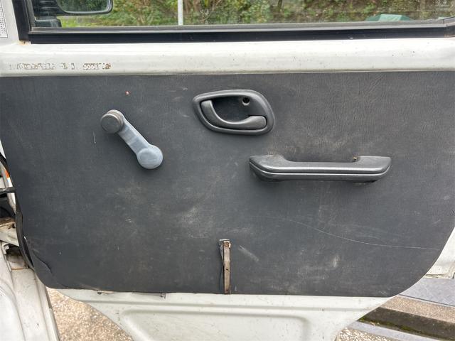 キャリイトラック ＫＵ　４ＷＤ　ＭＴ　エアコン（38枚目）