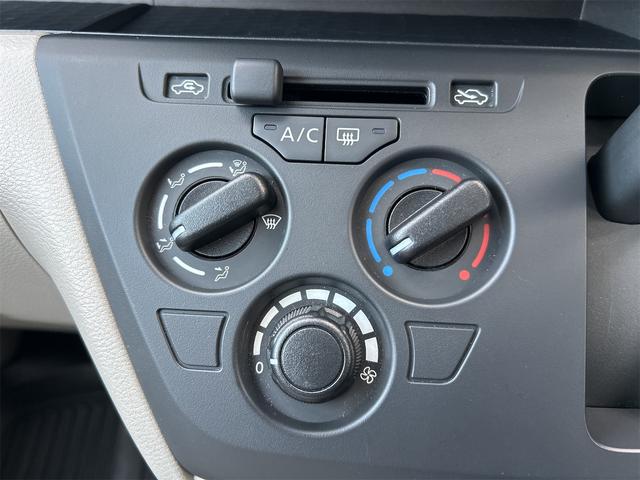 ルークス Ｓ　ＥＴＣ　バックカメラ　両側スライドドア　ナビ　ＴＶ　クリアランスソナー　衝突被害軽減システム　オートライト　キーレスエントリー　アイドリングストップ　電動格納ミラー　ベンチシート　ＣＶＴ（6枚目）