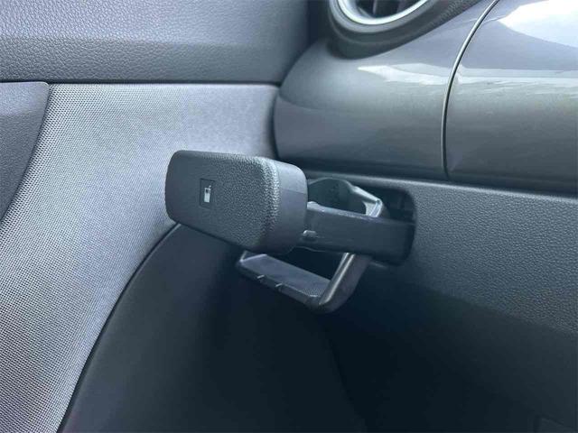 ピクシスジョイ Ｆ　Ｇ　ＳＡＩＩ　ドライブレコーダー　ＥＴＣ　バックカメラ　ナビ　ＴＶ　クリアランスソナー　衝突被害軽減システム　オートライト　ＬＥＤヘッドランプ　スマートキー　アイドリングストップ　電動格納ミラー　ＣＶＴ（41枚目）