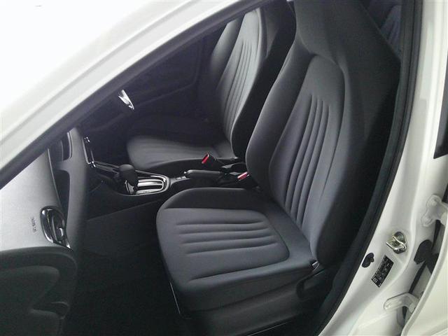 ヤリス G バックモニタ- 誤発進抑制機能 ドライブレコーダ スマートキー 盗難防止装置 LEDヘッドライト 横滑り防止機能 キーレス ETC オートエアコン ABS 運転席エアバック サイドエアバッグ 記録簿有(18枚目)