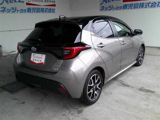 ヤリス ハイブリッドZ PCS 整備記録簿 AW Bカメラ ナビ付 LEDランプ スマキー ETC付き メディアプレイヤー接続 VSC パワステ クルコン カーテンエアバック キーフリー ABS イモビ エアコン メモリナビ(3枚目)