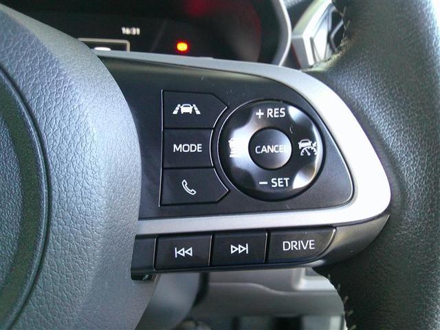 ライズ Ｚ　衝突軽減Ｂ　定期点検記録簿　Ｂカメラ　ナビ＆ＴＶ　メモリーナビゲーション　ＬＥＤライト　フルセグＴＶ付　クルーズコントロール　スマートキー　ＤＶＤ　ＡＣ　アルミホイール　イモビ　ＥＴＣ車載器　キーレス（9枚目）