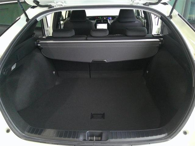 プリウス Ｓ　取説記録簿　ＤＶＤ再生機能　ＥＳＣ　スマートキ－　地デジ　メモリーナビゲーション　ＬＥＤヘッドライト　フルオートエアコン　クルーズコントロール　エアバッグ　イモビ　パワーウインドウ　ＰＳ　ＴＶナビ（16枚目）